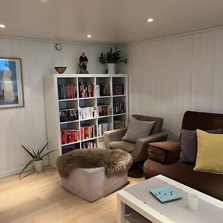 Hybel Med Bad Apartment Егерсун Екстериор снимка