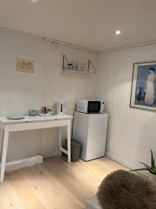Hybel Med Bad Apartment Егерсун Екстериор снимка